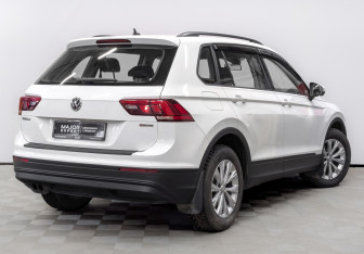 Подержанный автомобиль Volkswagen Tiguan 2020 года (5 фото)