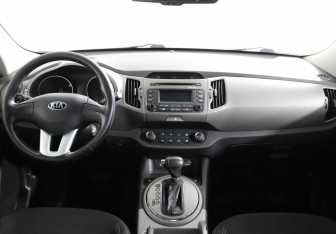Подержанный автомобиль Kia Sportage 2014 года (7 фото)