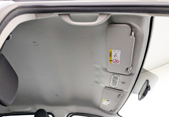 Подержанный автомобиль Nissan Terrano 2014 года (22 фото)