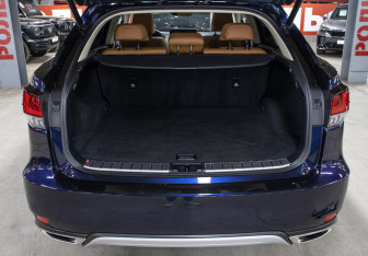Подержанный автомобиль Lexus RX 2020 года (10 фото)