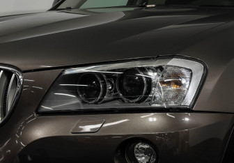 Подержанный автомобиль BMW X3 2013 года (8 фото)