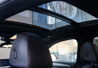 Подержанный автомобиль BMW X4 2018 года (12 фото)