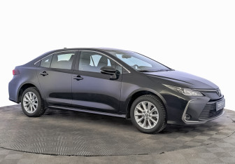 Подержанный автомобиль Toyota Corolla Sedan 2021 года (3 фото)