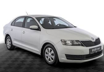 Подержанный автомобиль Skoda Rapid Liftback 2019 года (3 фото)