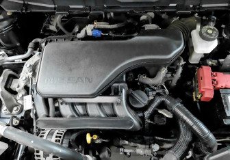 Подержанный автомобиль Nissan X-Trail 2016 года (9 фото)