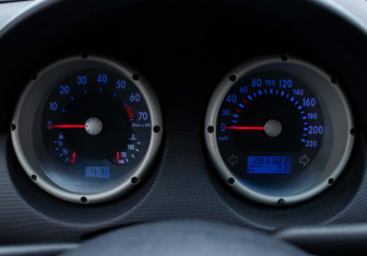 Подержанный автомобиль Volkswagen Polo Hatchback 2000 года (12 фото)