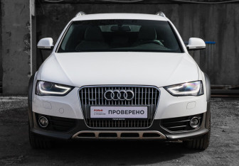 Подержанный автомобиль Audi A4 allroad 2014 года (2 фото)