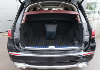 Подержанный автомобиль Mercedes-Benz Maybach GLS 2023 года (8 фото)