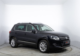 Подержанный автомобиль Volkswagen Tiguan 2013 года (3 фото)