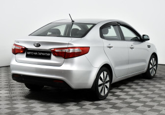 Подержанный автомобиль Kia Rio Sedan 2013 года (5 фото)