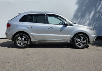 Подержанный автомобиль Renault Koleos 2014 года (4 фото)