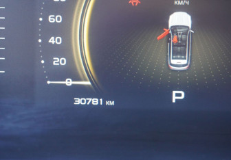 Подержанный автомобиль Geely Atlas Pro 2023 года (15 фото)