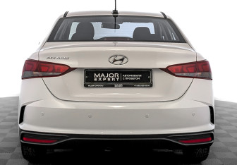 Подержанный автомобиль Hyundai Solaris Sedan 2021 года (6 фото)