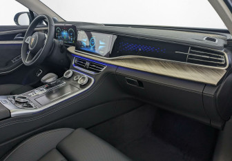 Новый Hongqi H9 2023 (5 фото)