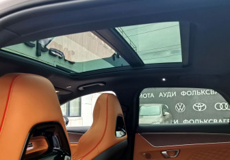 Подержанный автомобиль BYD Han 2022 года (12 фото)
