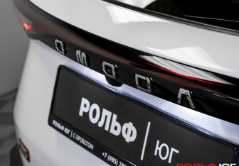 Подержанный автомобиль Omoda C5 2022 года (25 фото)