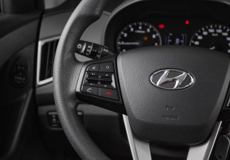 Подержанный автомобиль Hyundai Creta 2017 года (13 фото)