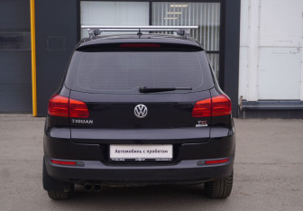 Подержанный автомобиль Volkswagen Tiguan 2015 года (6 фото)