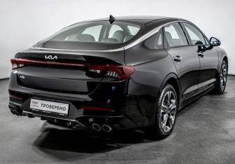 Подержанный автомобиль Kia K5 2024 года (5 фото)