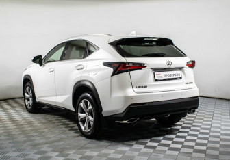 Подержанный автомобиль Lexus NX 2016 года (7 фото)