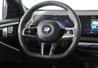 Подержанный автомобиль BMW X3 2025 года (12 фото)