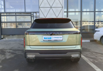 Подержанный автомобиль Jaecoo J7 2023 года (6 фото)