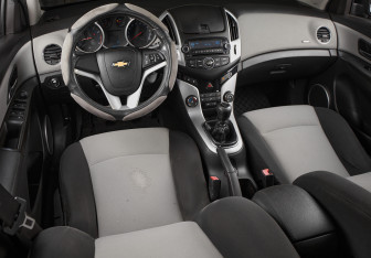 Подержанный автомобиль Chevrolet Cruze Sedan 2014 года (11 фото)