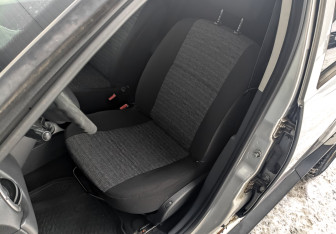 Подержанный автомобиль Renault Duster 2013 года (20 фото)