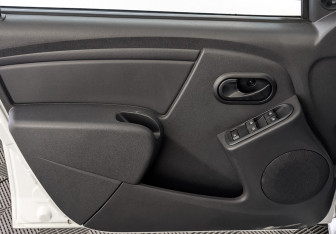 Подержанный автомобиль LADA (ВАЗ) Largus Wagon 2024 года (19 фото)