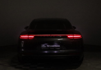 Подержанный автомобиль Porsche Panamera Wagon 2017 года (39 фото)