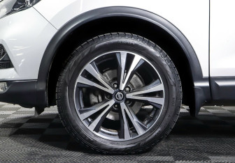Подержанный автомобиль Nissan Qashqai 2021 года (8 фото)