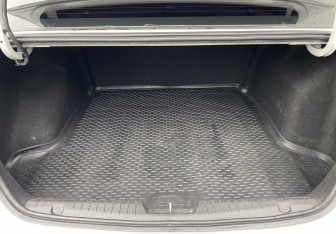 Подержанный автомобиль Chevrolet Cruze Sedan 2014 года (13 фото)