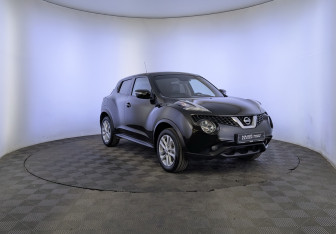 Подержанный автомобиль Nissan Juke 2018 года (3 фото)
