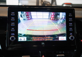 Подержанный автомобиль Toyota Camry Sedan 2021 года (22 фото)