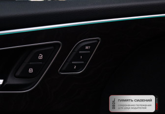 Подержанный автомобиль Audi Q8 2019 года (17 фото)