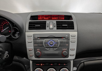 Подержанный автомобиль Mazda 6 Wagon 2008 года (15 фото)
