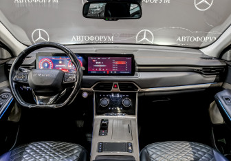 Подержанный автомобиль Exeed TXL 2022 года (14 фото)