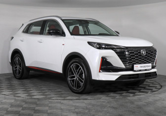 Подержанный автомобиль Changan CS55PLUS 2023 года (3 фото)