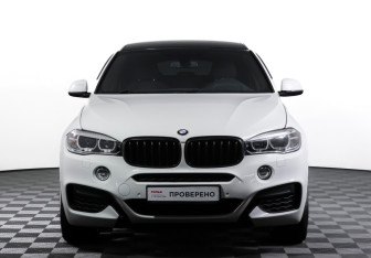 Подержанный автомобиль BMW X6 2018 года (2 фото)