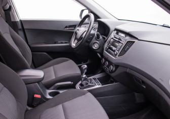 Подержанный автомобиль Hyundai Creta 2017 года (9 фото)
