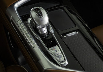 Подержанный автомобиль Voyah Free 2022 года (18 фото)