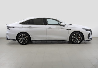 Подержанный автомобиль Chery Arrizo 8 2023 года (4 фото)