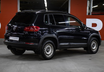 Подержанный автомобиль Volkswagen Tiguan 2012 года (5 фото)