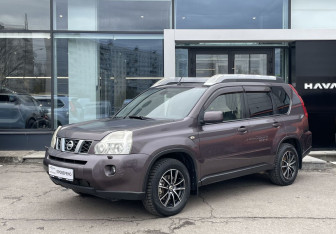 Подержанный автомобиль Nissan X-Trail 2008 года (1 фото)