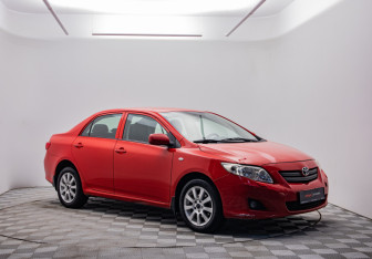 Подержанный автомобиль Toyota Corolla Sedan 2008 года (3 фото)