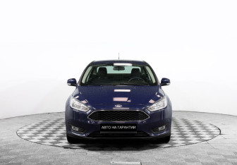 Подержанный автомобиль Ford Focus Sedan 2017 года (2 фото)