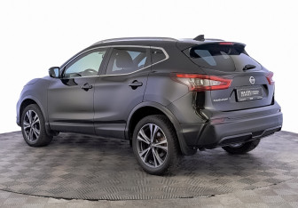 Подержанный автомобиль Nissan Qashqai 2019 года (7 фото)