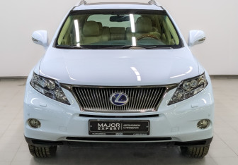 Подержанный автомобиль Lexus RX 2012 года (2 фото)