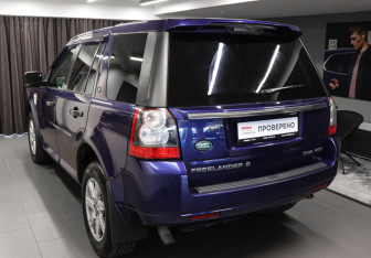 Подержанный автомобиль Land Rover Freelander 2011 года (6 фото)