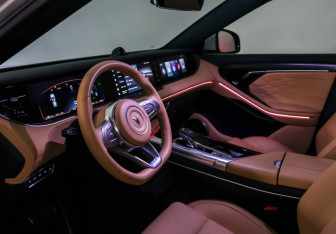 Подержанный автомобиль Voyah Free 2022 года (31 фото)